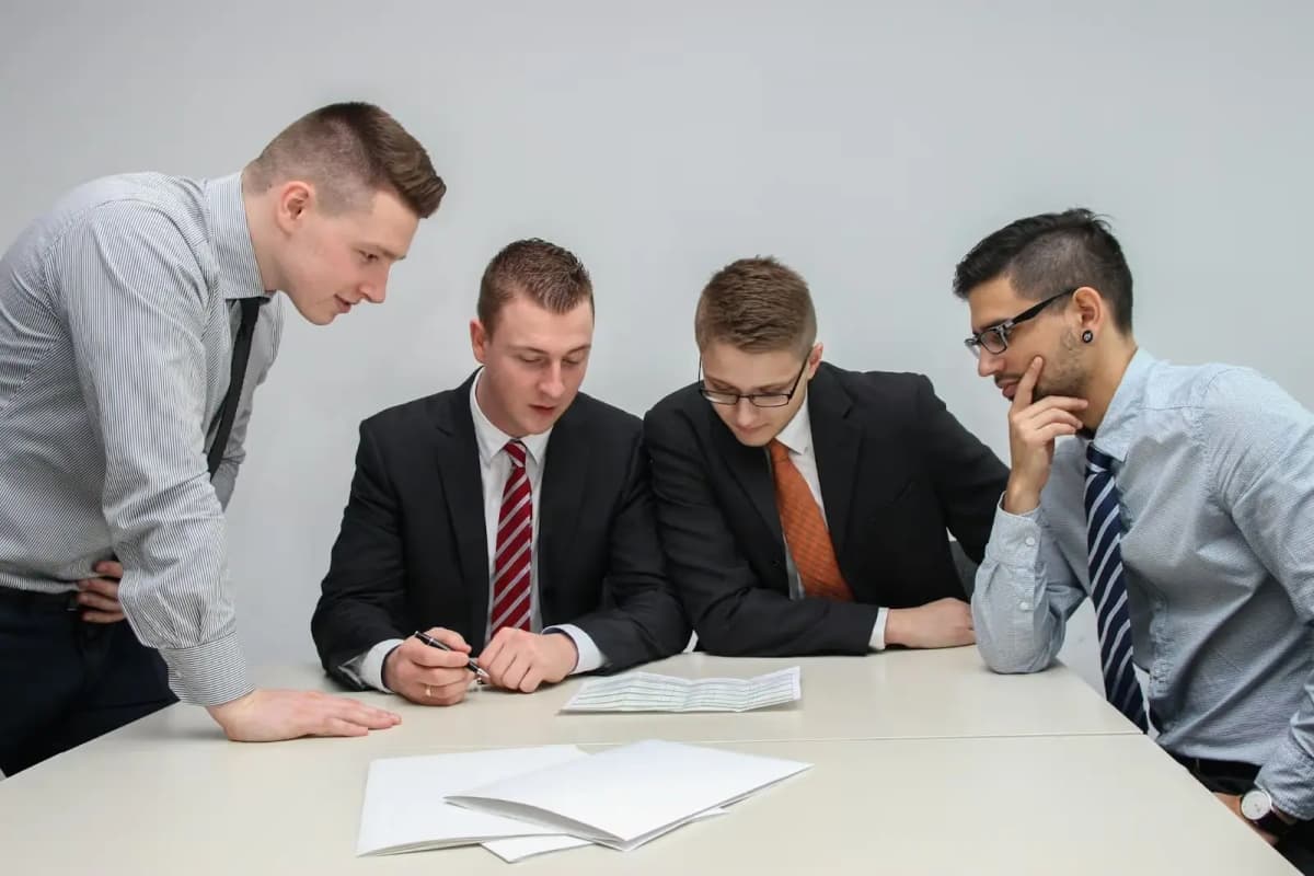 HR Expert Explains: The 4C Model of HRM (2024)
